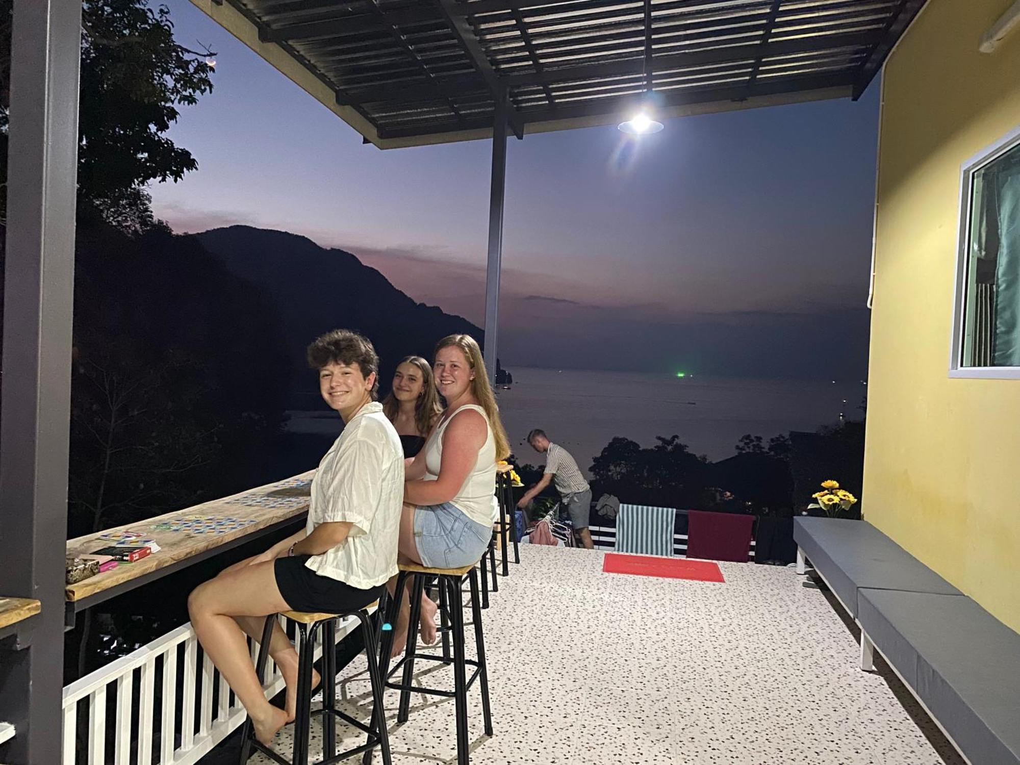 The View Hostel Koh Koh Phi Phi Don Extérieur photo